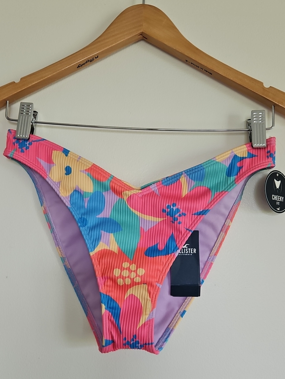 Hollister V-Waist Cheeky Bikini Bottom Size S